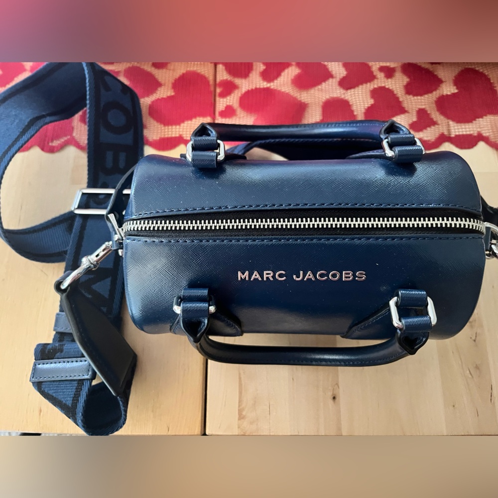 Marc Jacob’s blue bag